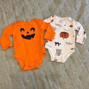 Set of two 12M Halloween long sleeve onsies